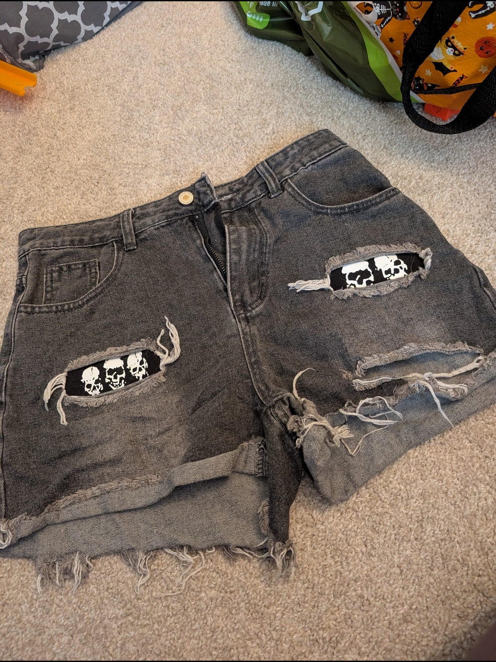 SHEIN Washed Black Distressed Denim Shorts with Skull Patch